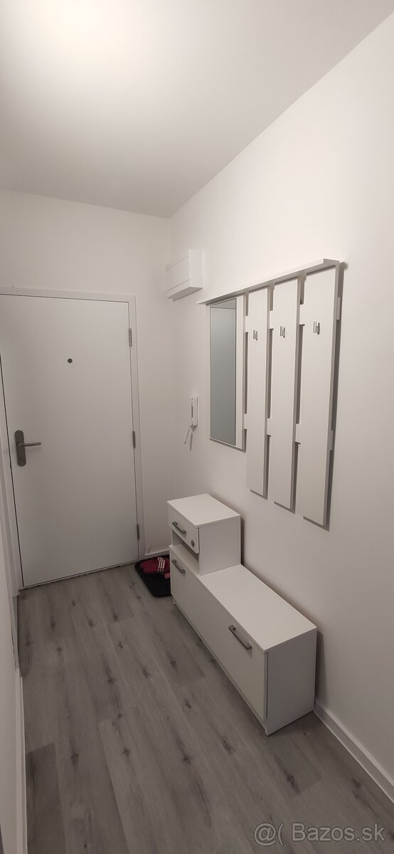 REZERVOVANÉ: 1 izbový byt komplet zariadený Žilina Vlčince - 8