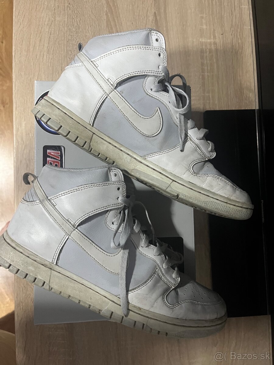 Predavam tieto topanky - 8