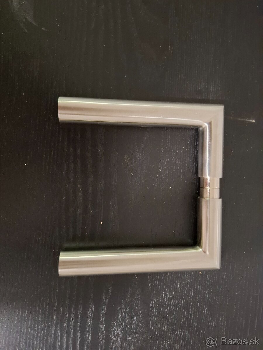 Kľučky a rôzne typy dverového príslušenstva - 8