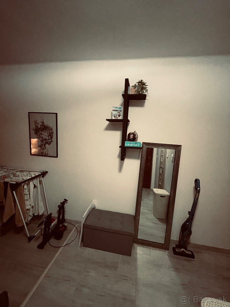 2-IZBOVÝ BYT S BALKÓNOM NA PRENÁJOM - 8