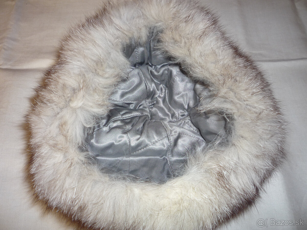 Kožušinové čiapky - 8