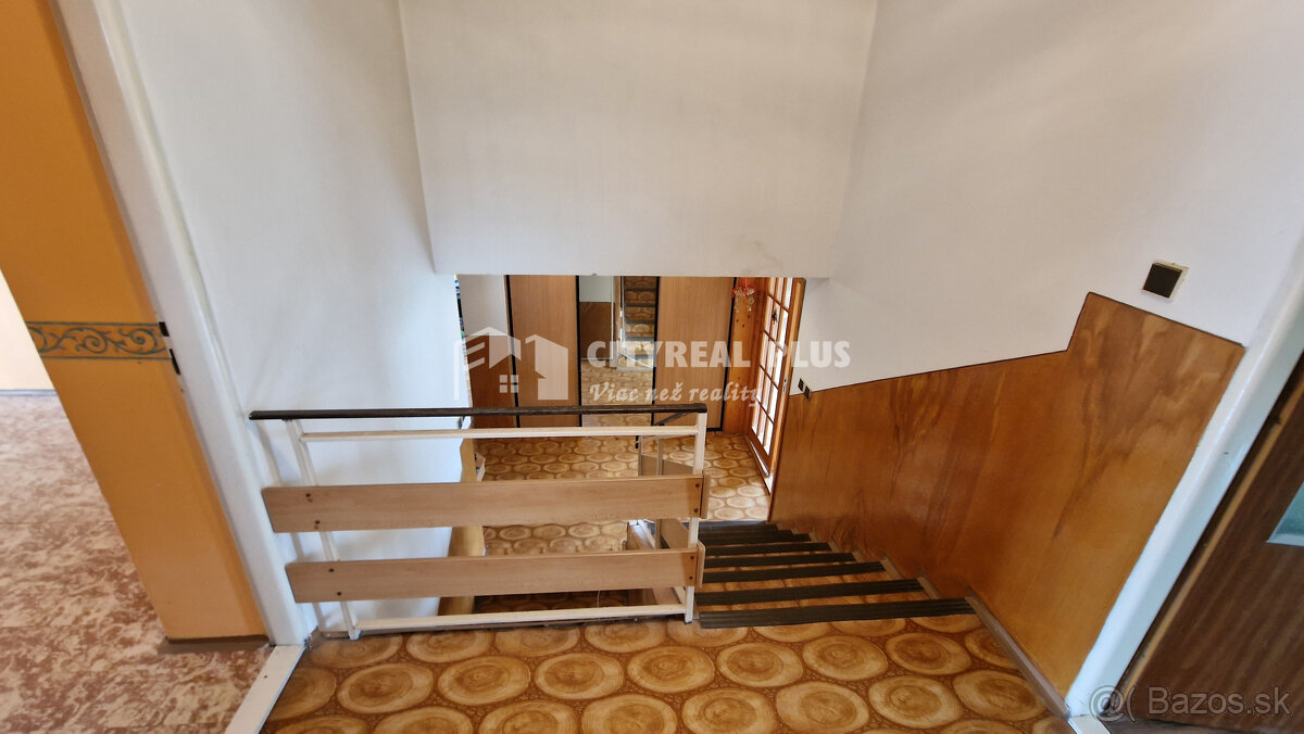 Ponúkam na predaj RODINNÝ DOM Nesvady - 8