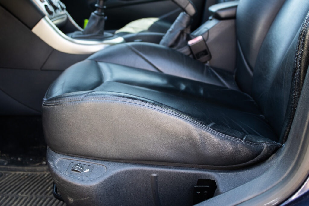 Peugeot 308 SW 1.6 HDi (2008) - 8