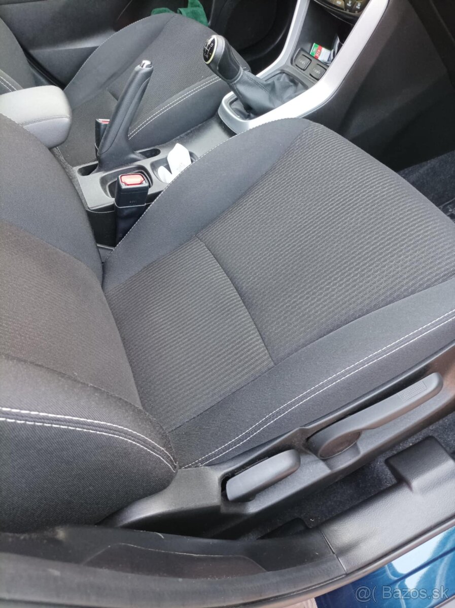 predám suzuki sx4 s-cross - 8