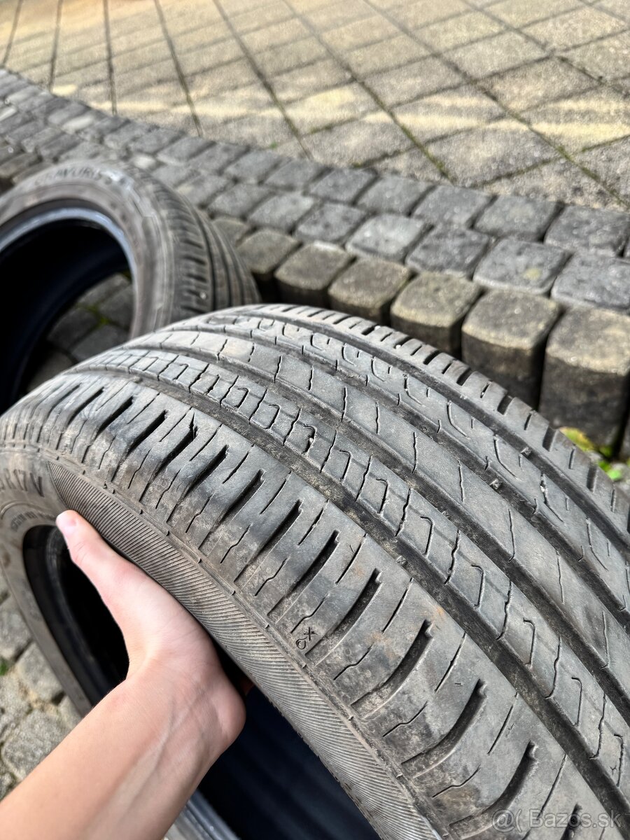 PNEUMATIKY BARUM 215/55 R17 V - 8