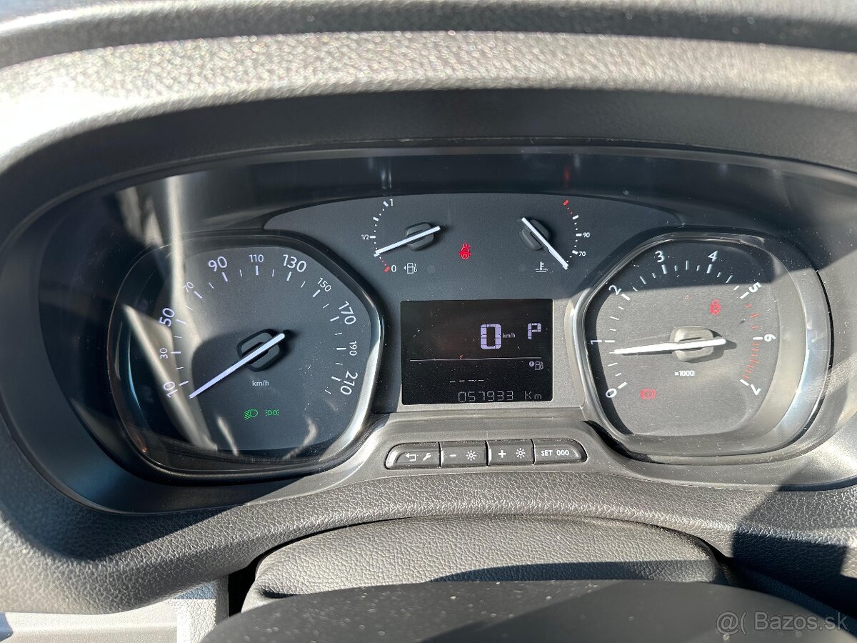 Toyota ProAce Verso - 8