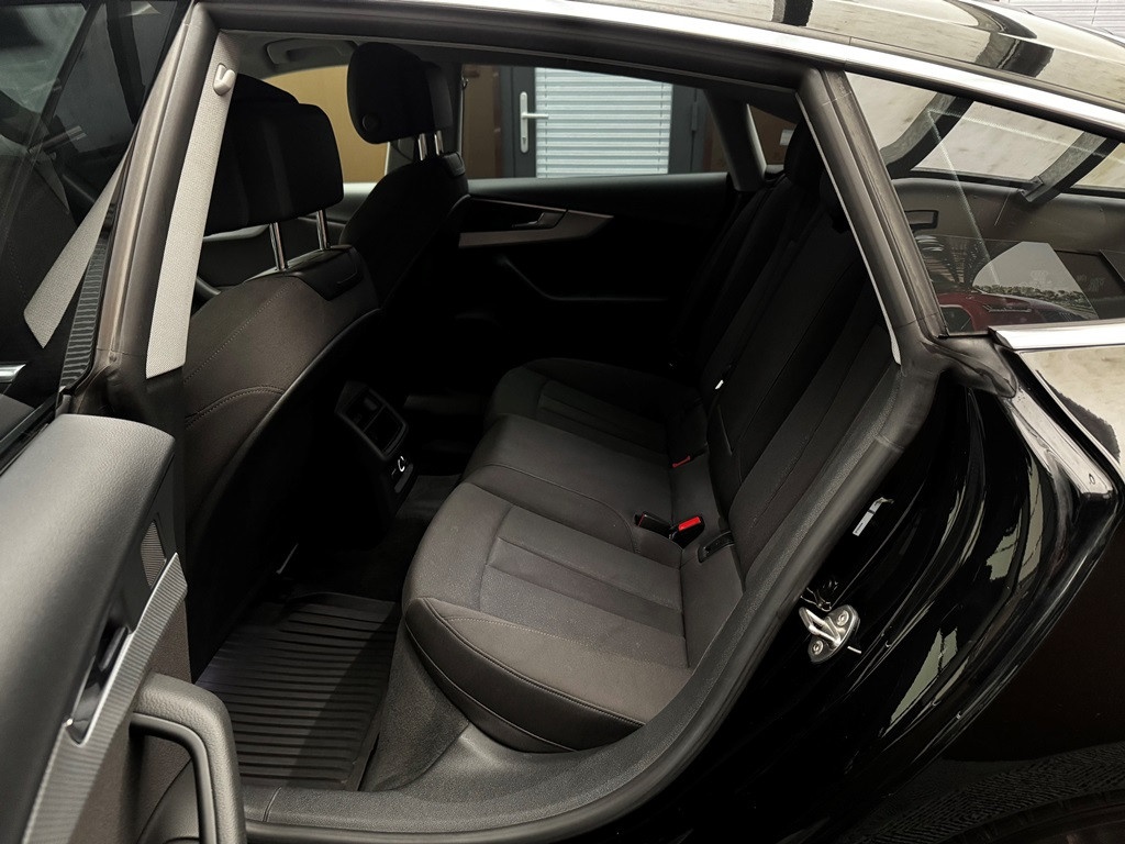 Audi A5 Sportback 40 2.0 TDI Quattro S-tronic - 8