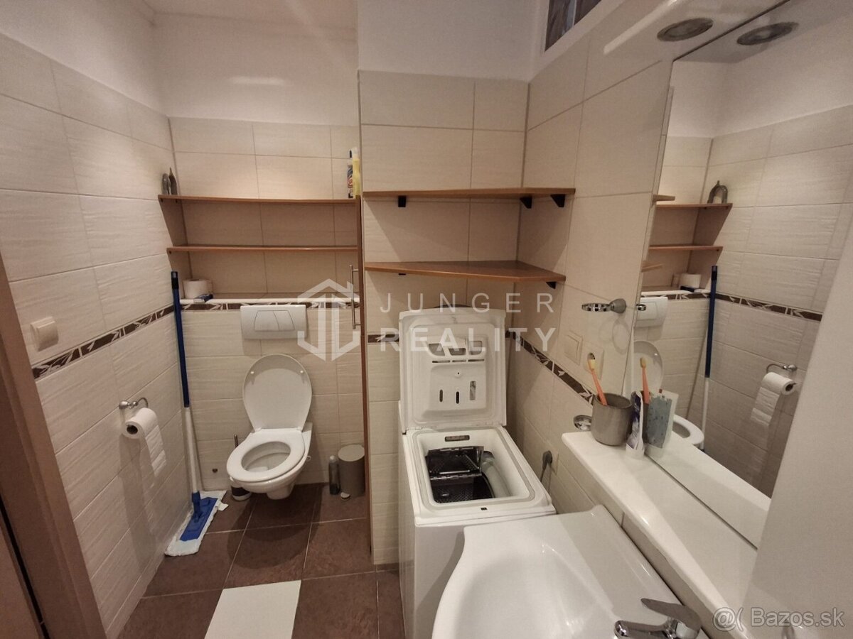 Na prenájom 3-izbový byt v Rožňave - 8