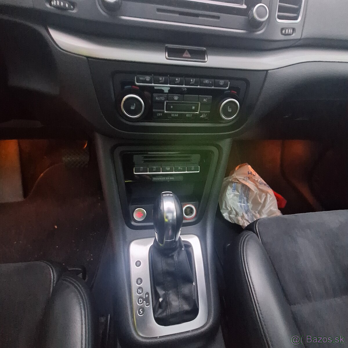 Volkswagen Sharan 7miest - 8