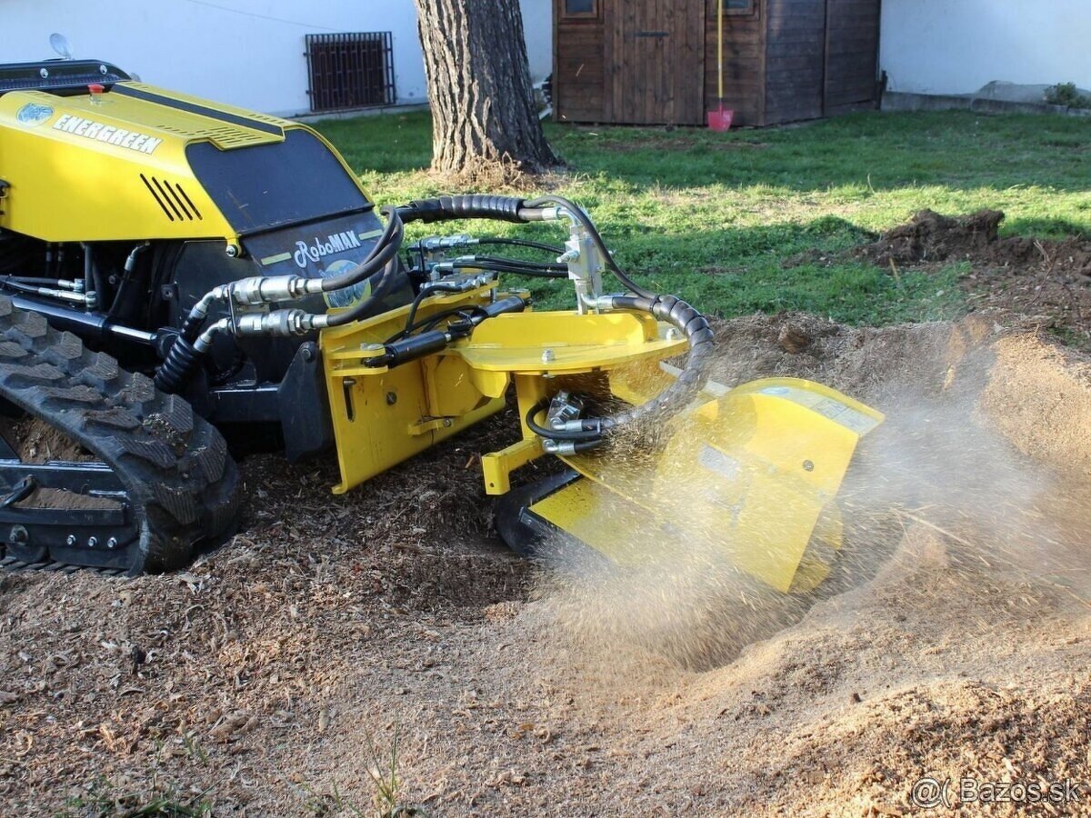 Čistenie pozemkov od naletovych drevín lesná fréza - 8