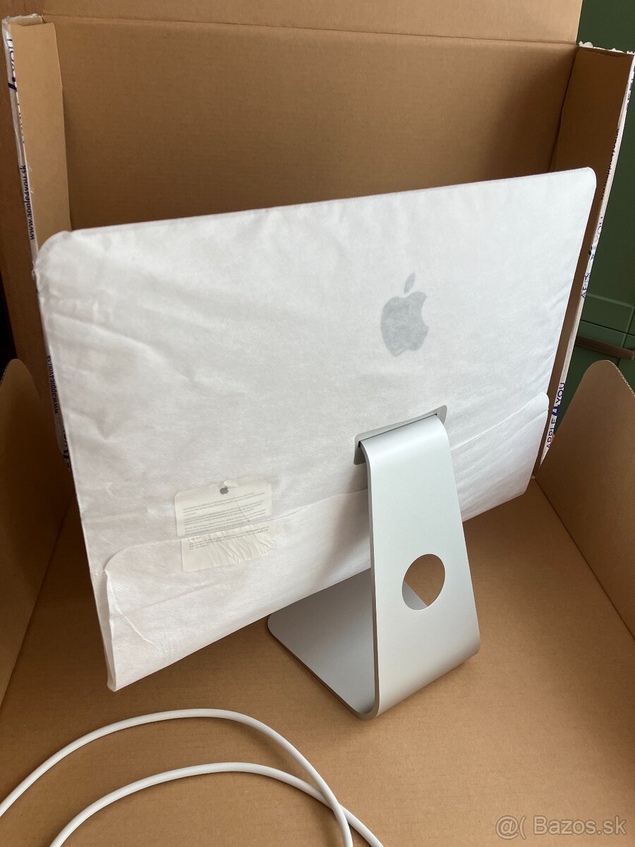 Apple iMac 21.5" late 2017 - 8