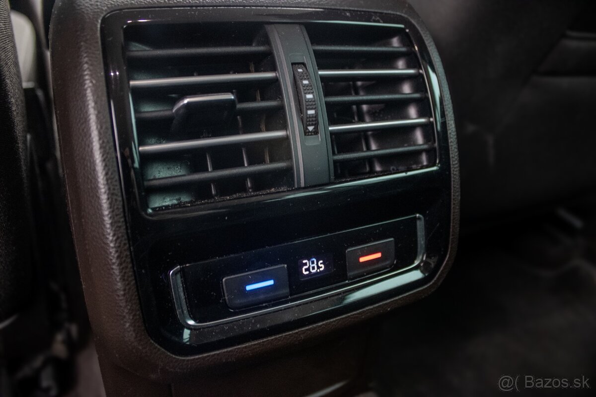 Volkswagen Passat Variant 2.0 TDI BMT Highline DSG - 8