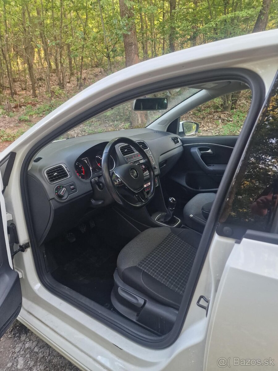 Volkswagen Polo 1.2 TSI R - Line - 8