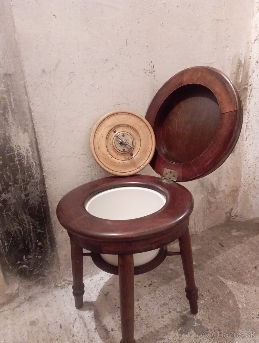 Historická toaleta WC - 8