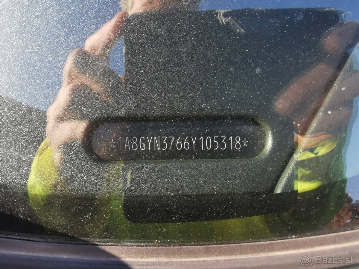 Chrysler Voyager 2,5LX CRD 2006 - 8