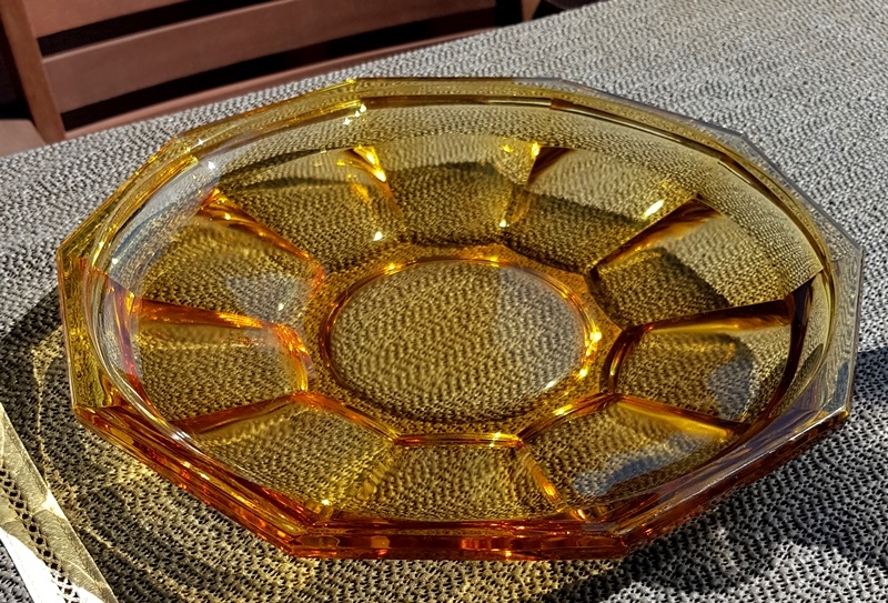 sklo: malachitové, rosé amfora, jantárové, kristál, soška - 8