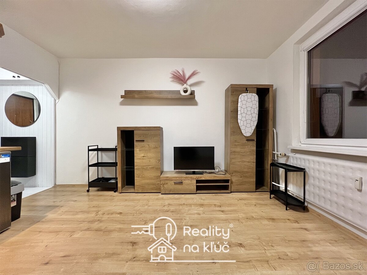 Na prenájom zrekonštruovaná zariadená garsónka na Nábrežnej - 8