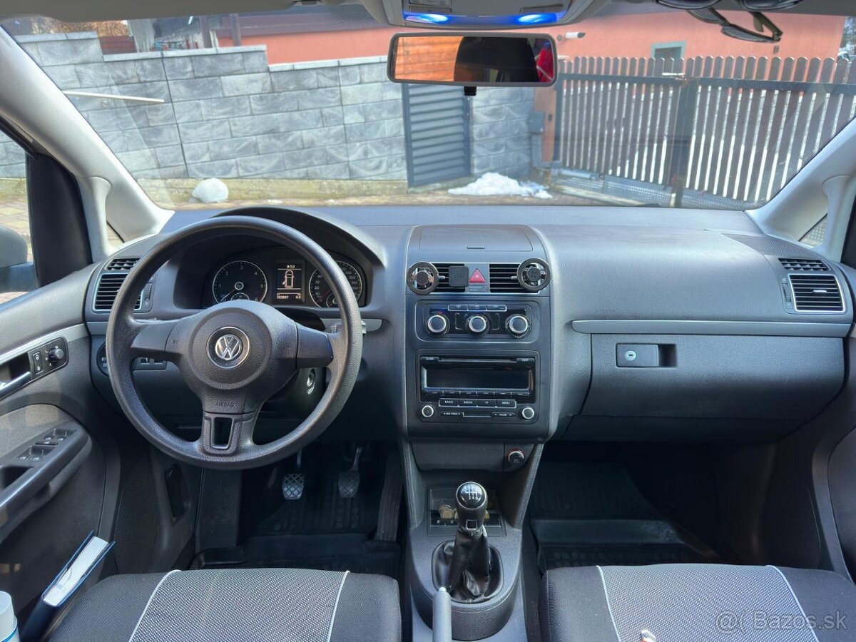 Volkswagen Touran 1.6 TDi - 8