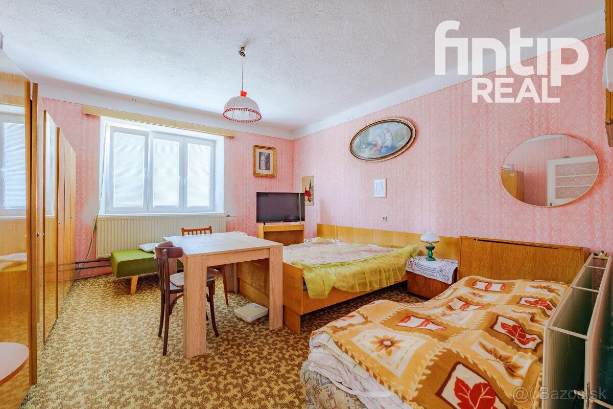 Na predaj rodinný dom s veľkým pozemkom | Komárovce - 8