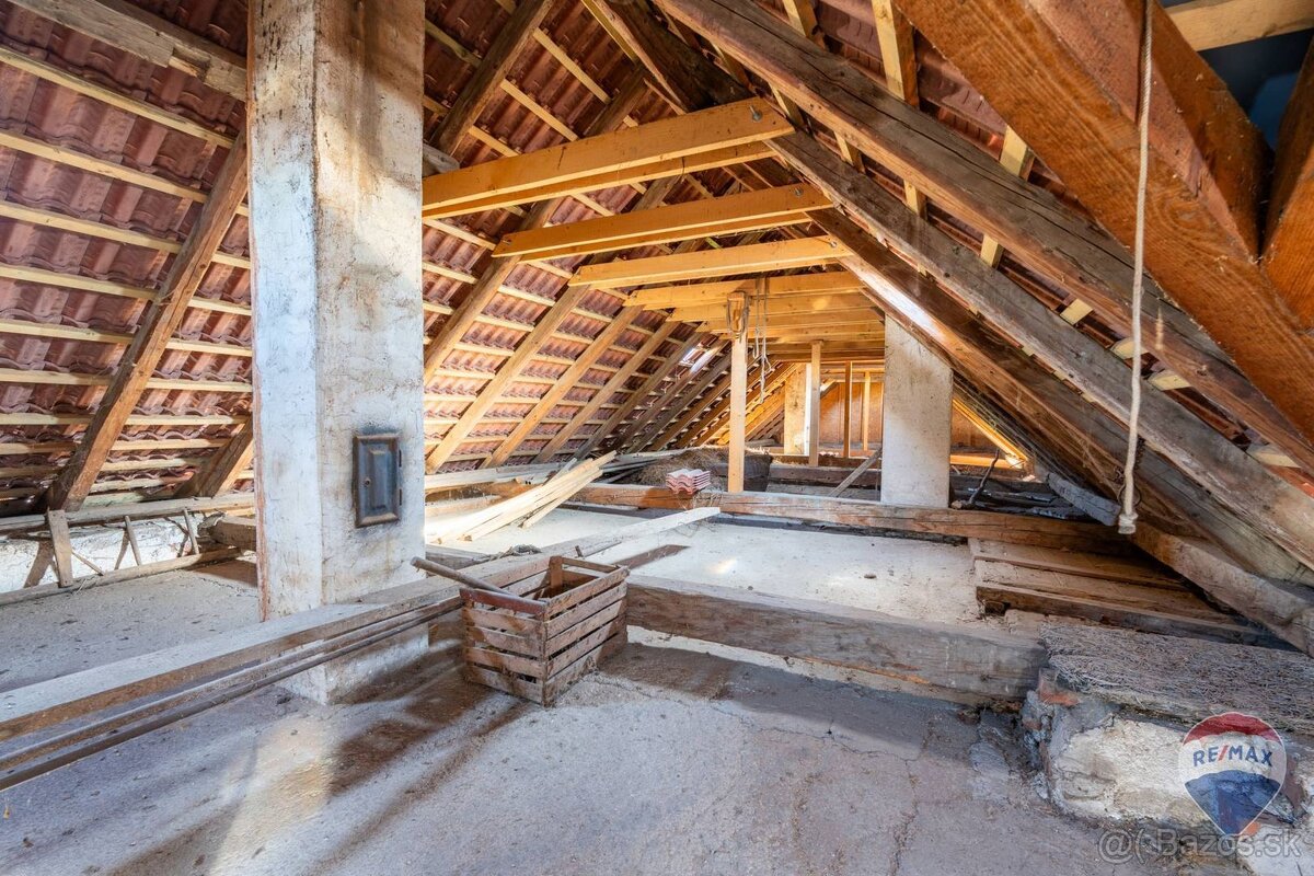 Na predaj rodinný dom - 8