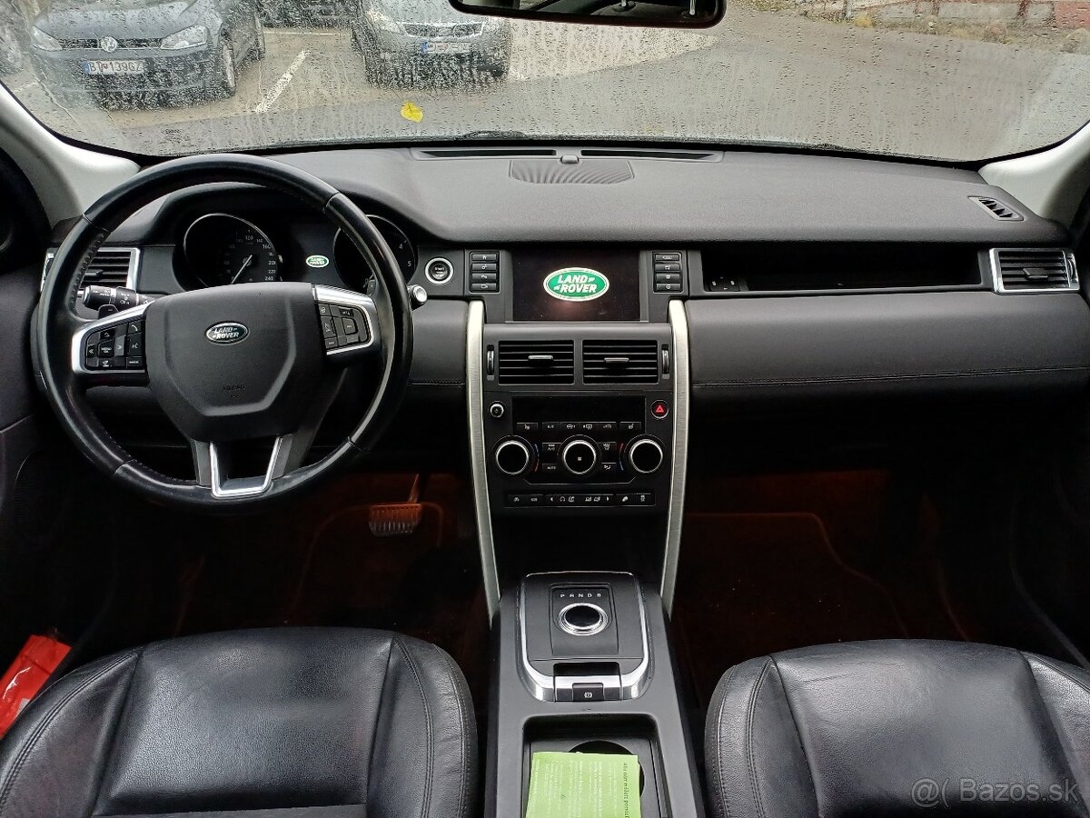 Land Rover Discovery Sport - 8