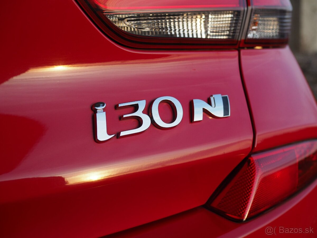 HYUNDAI I30 N PERFORMANCE - 8