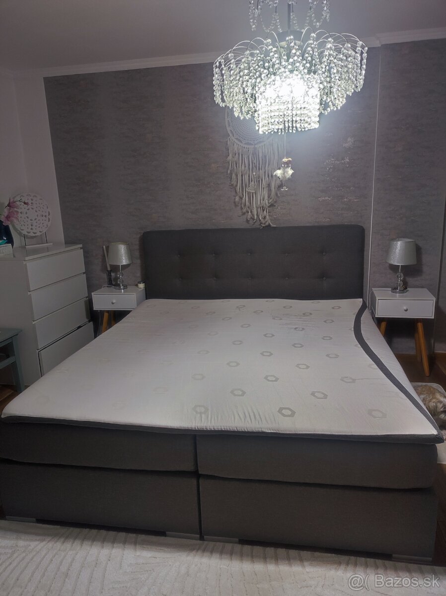 Manželská posteľ - 8