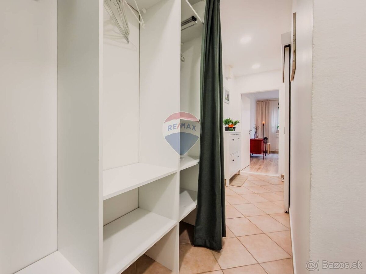 Zrekonštruovaný 1izbový byt na skok od centra na predaj - 8