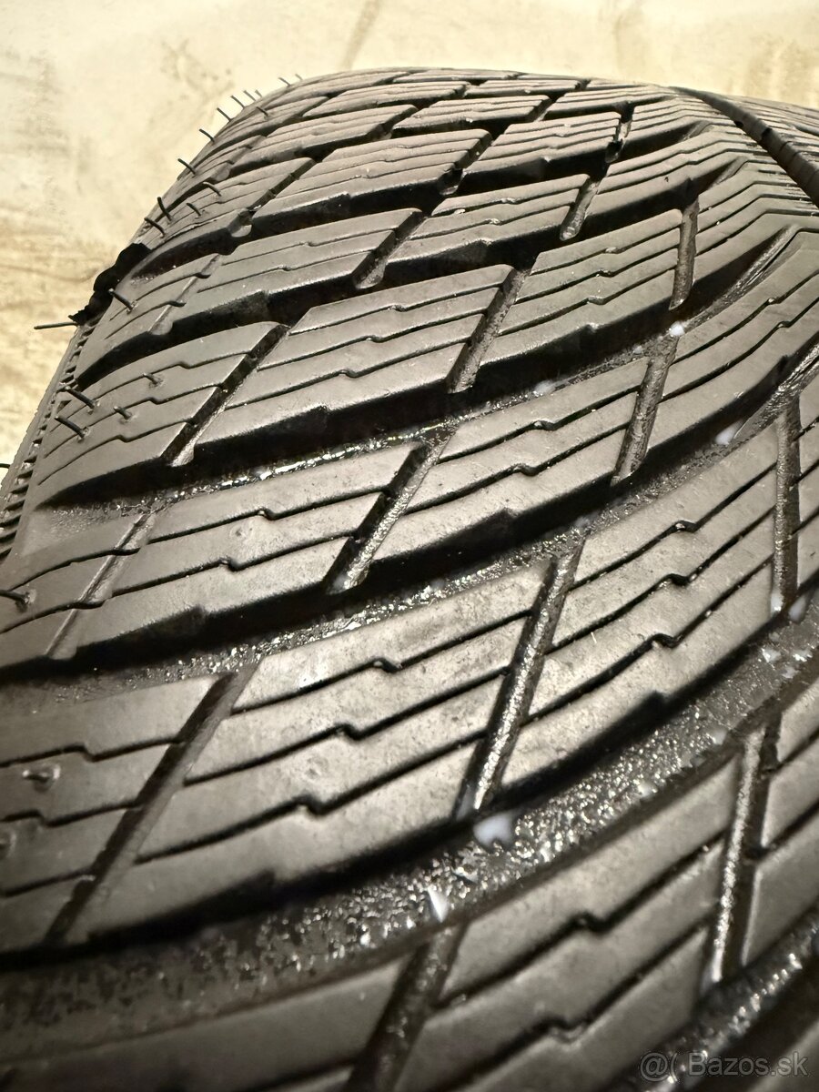 Zimné pneumatiky 245/40/20 Michelin Pilot Alpin 5 - 8