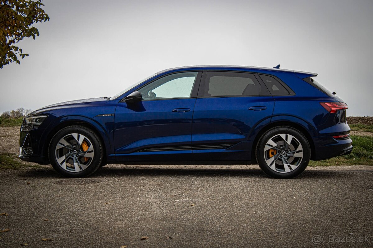 Audi E-tron 55 quattro S line - 8