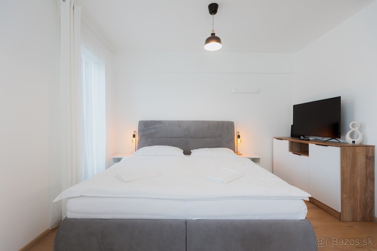 Kompletne zariadený apartmán s výhľadom a parkovaním v proje - 8