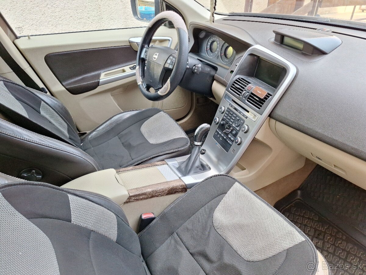 Volvo XC60 2.4 D5 136kw MANUÁL - 8