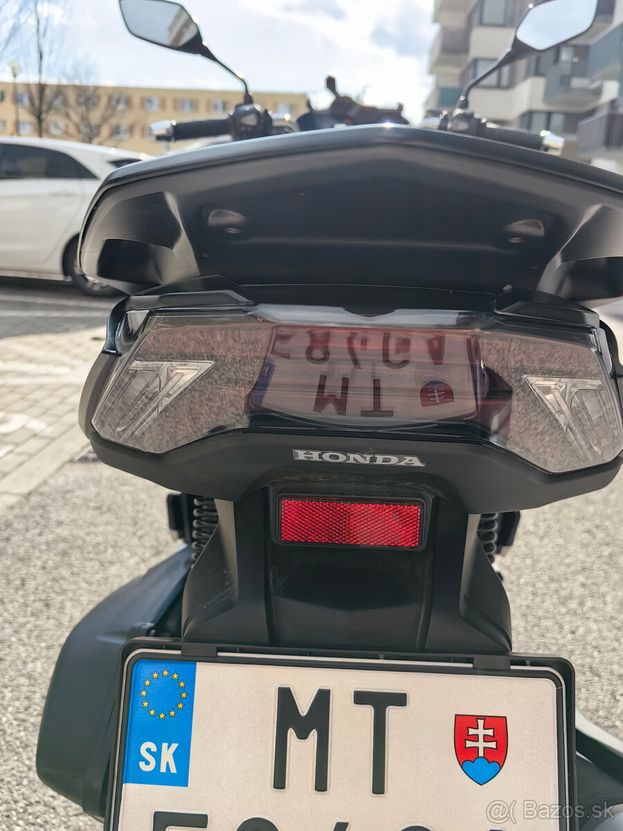 Honda pcx 125 2023 - 8