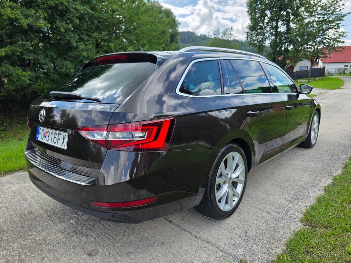 Skoda Superb Combi 2.0TDI DSG,110kW - 8