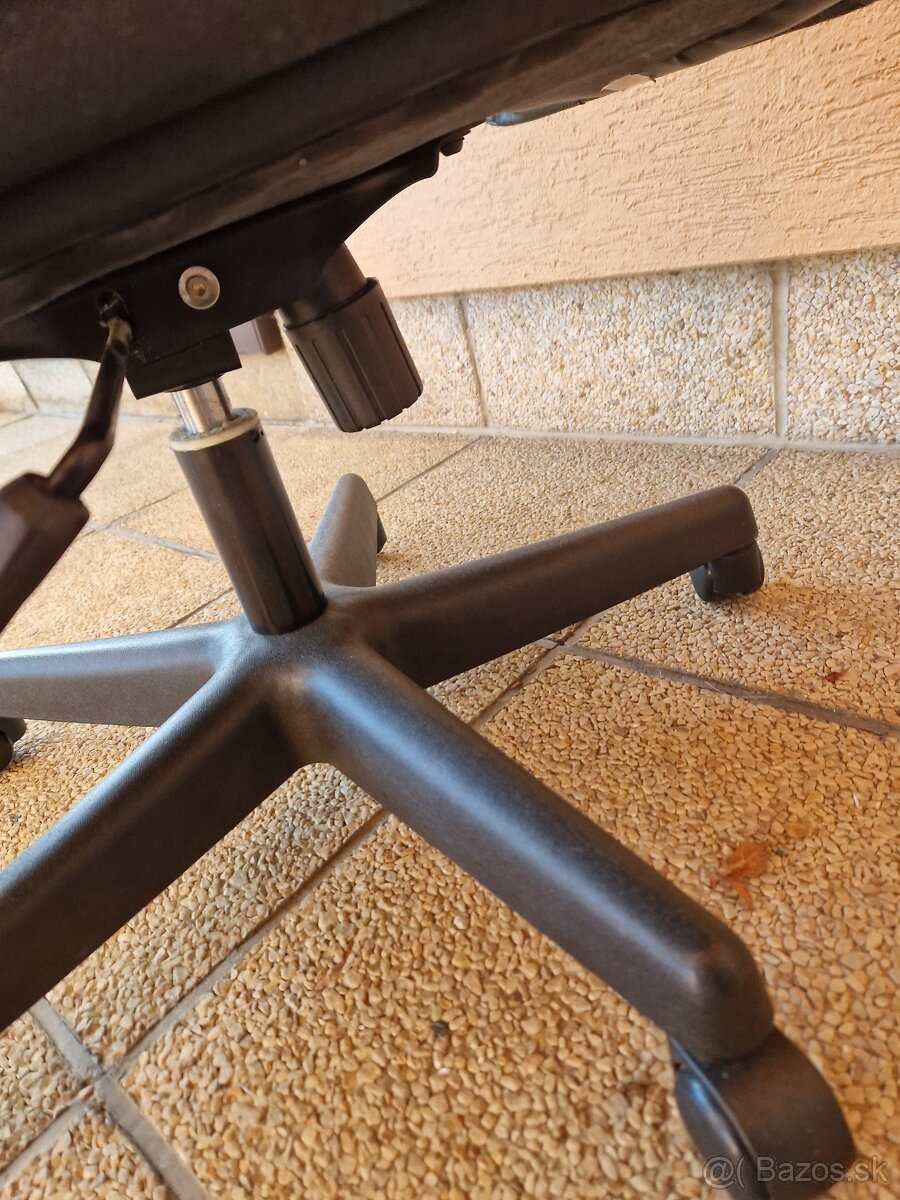 Kancelárska stolička kožená - 8