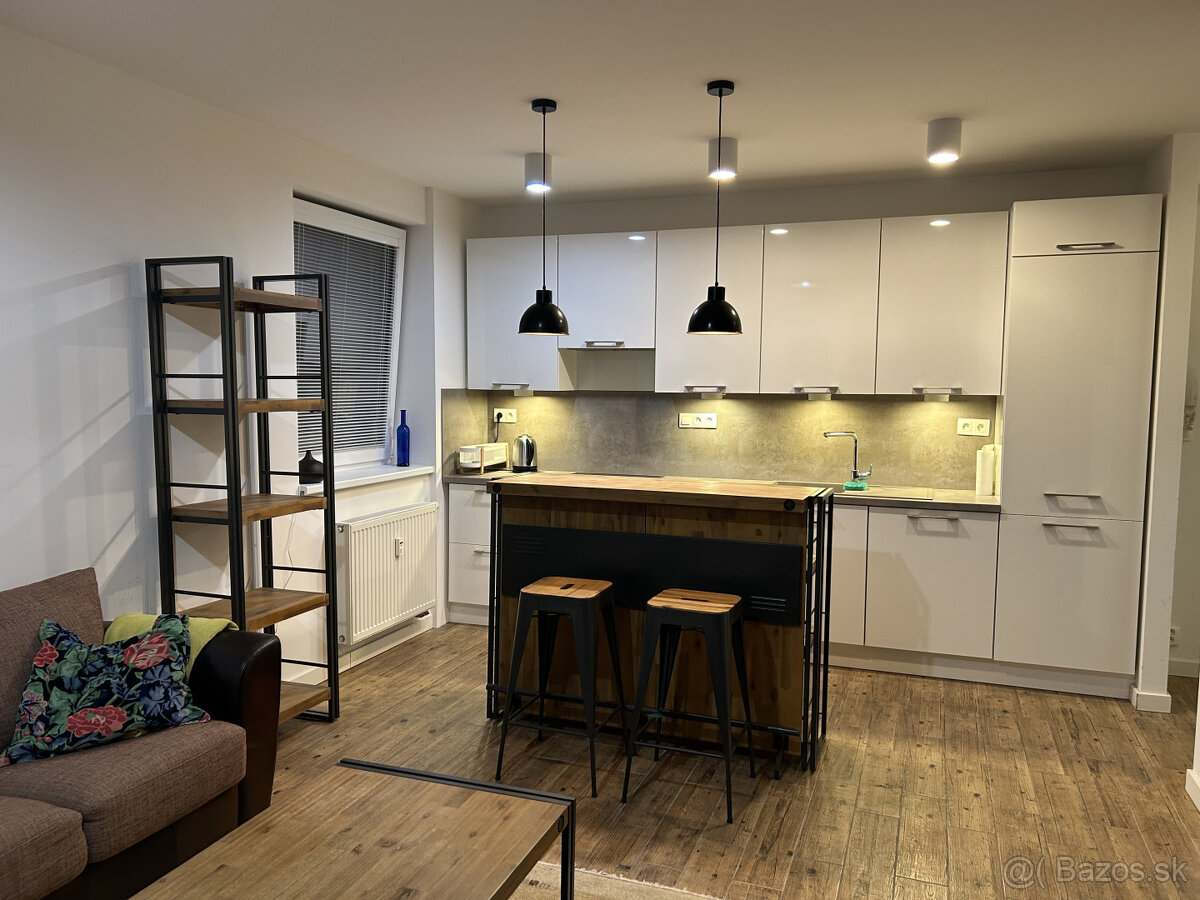 Prenájom Košice - Staré Mesto - 8