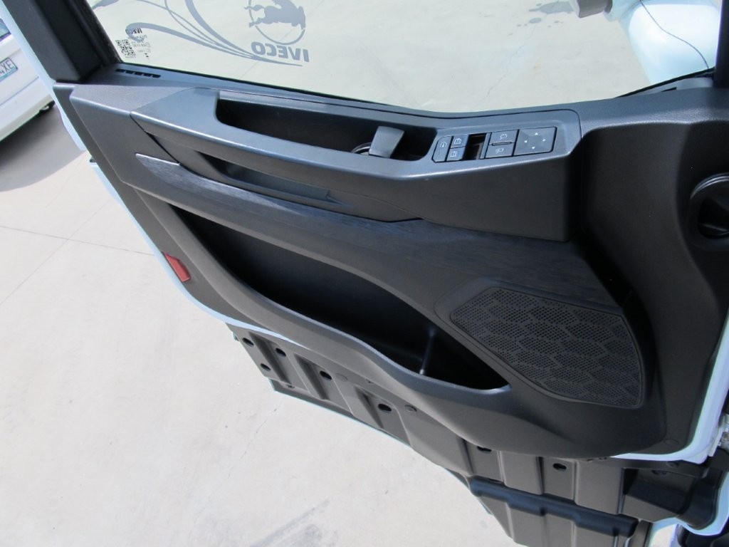 IVECO AS440ST/FP LT - 8