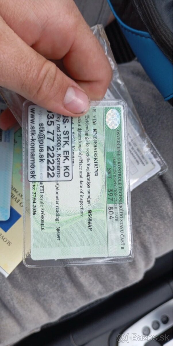 Kia Sportage 2.0crdi nepojazdná - 8