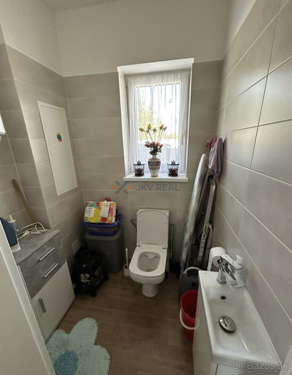 Na predaj rodinný dom v Mostovej - 8