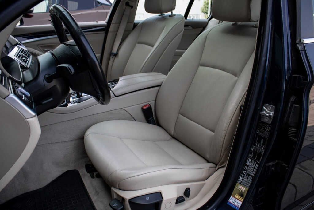 BMW 530d Touring xDrive 190kW AT/8 - 8