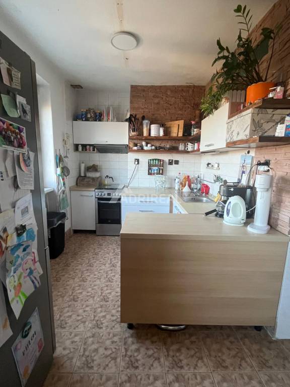 PREDAJ: 3i byt s balkónom, 65 m2, Kuzmányho; Lučenec; 83.900 - 8