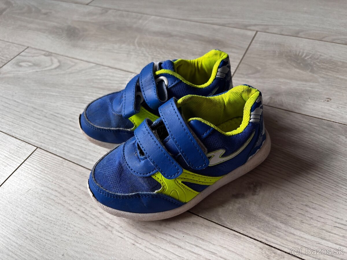 Predám oblečenie plus 2 kočíky - 8