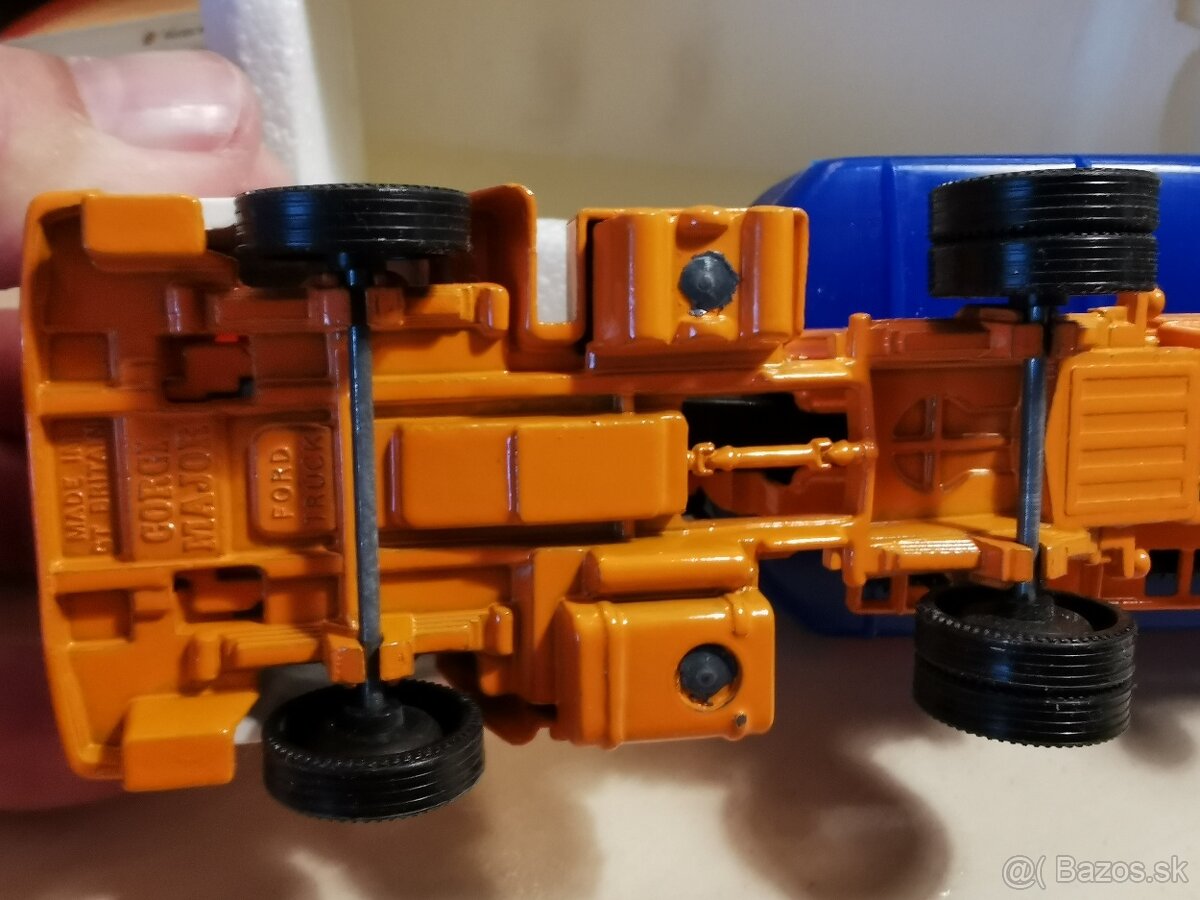 Corgi Major ťahač Ford - 8