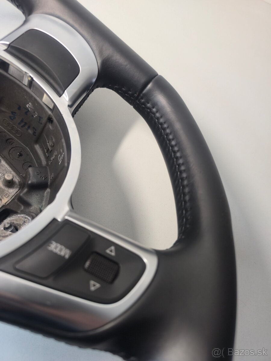 Športový skosený volant audi - 8
