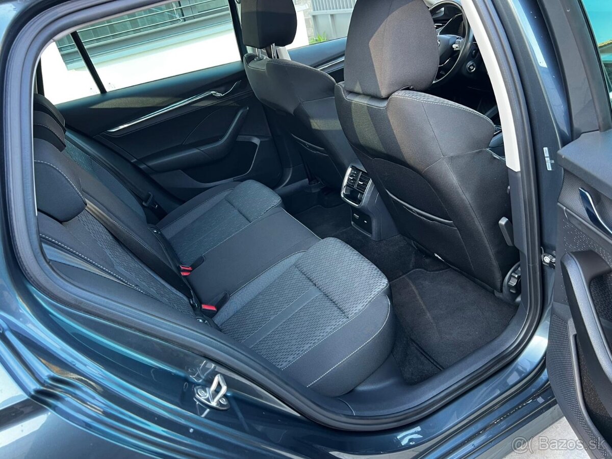 Škoda Octavia Combi 2.0 TDI SCR Style DSG - 8