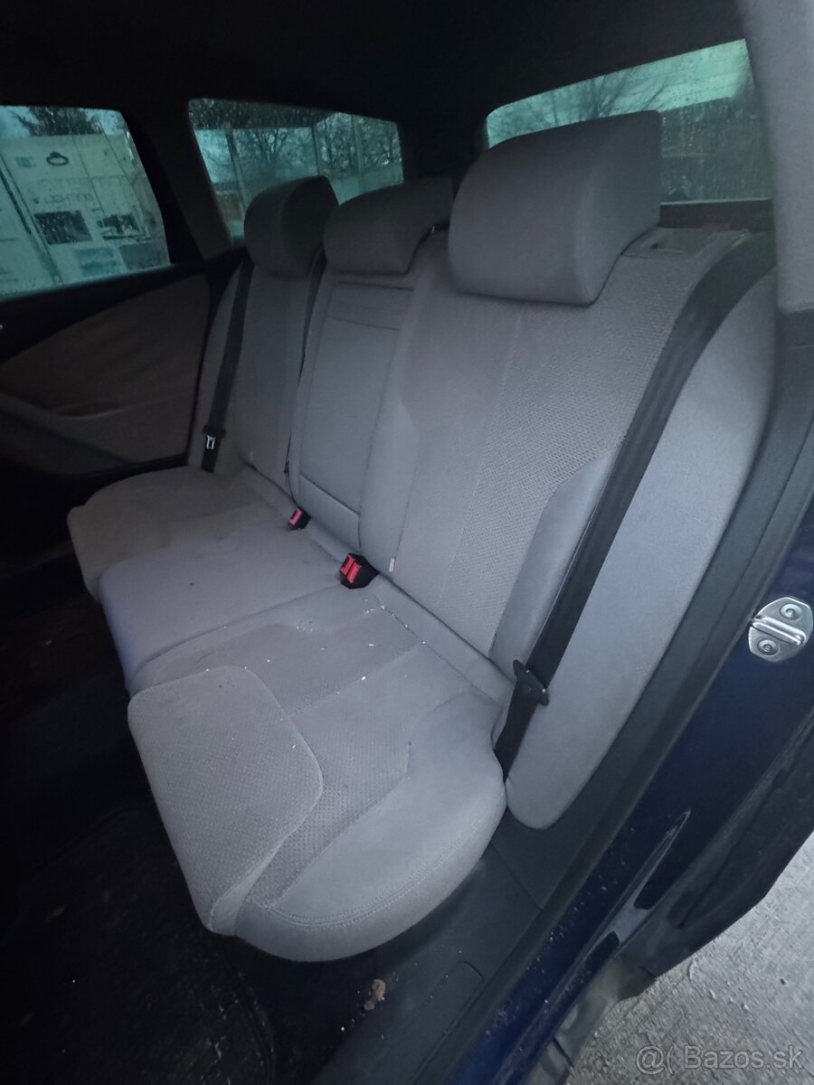 Volkswagen Passat 1.9tdi - 8