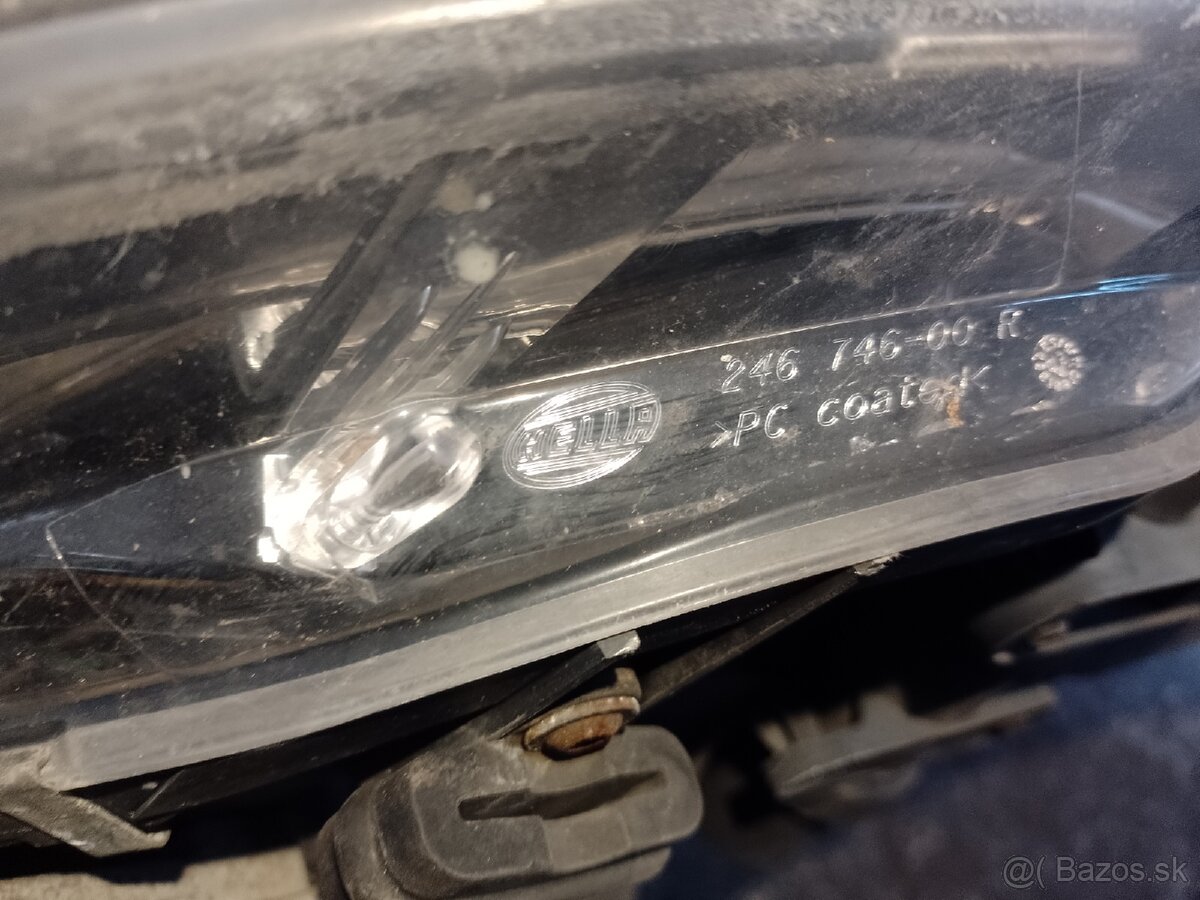 Xenon škoda Superb - 8