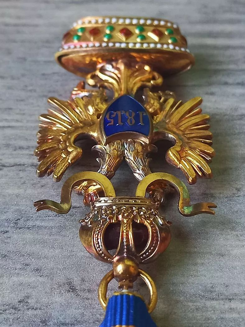 Rakúska ŽELEZNÁ KORUNA III. triedy v zlatej medaile Rakúska - 8