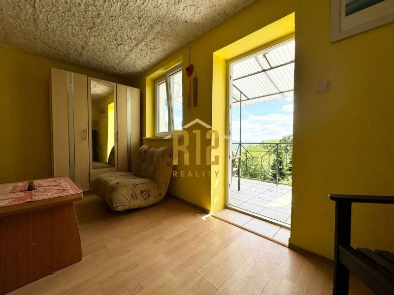 Na predaj: Rekreačná chata v lese, vhodná na celoročné bývan - 8