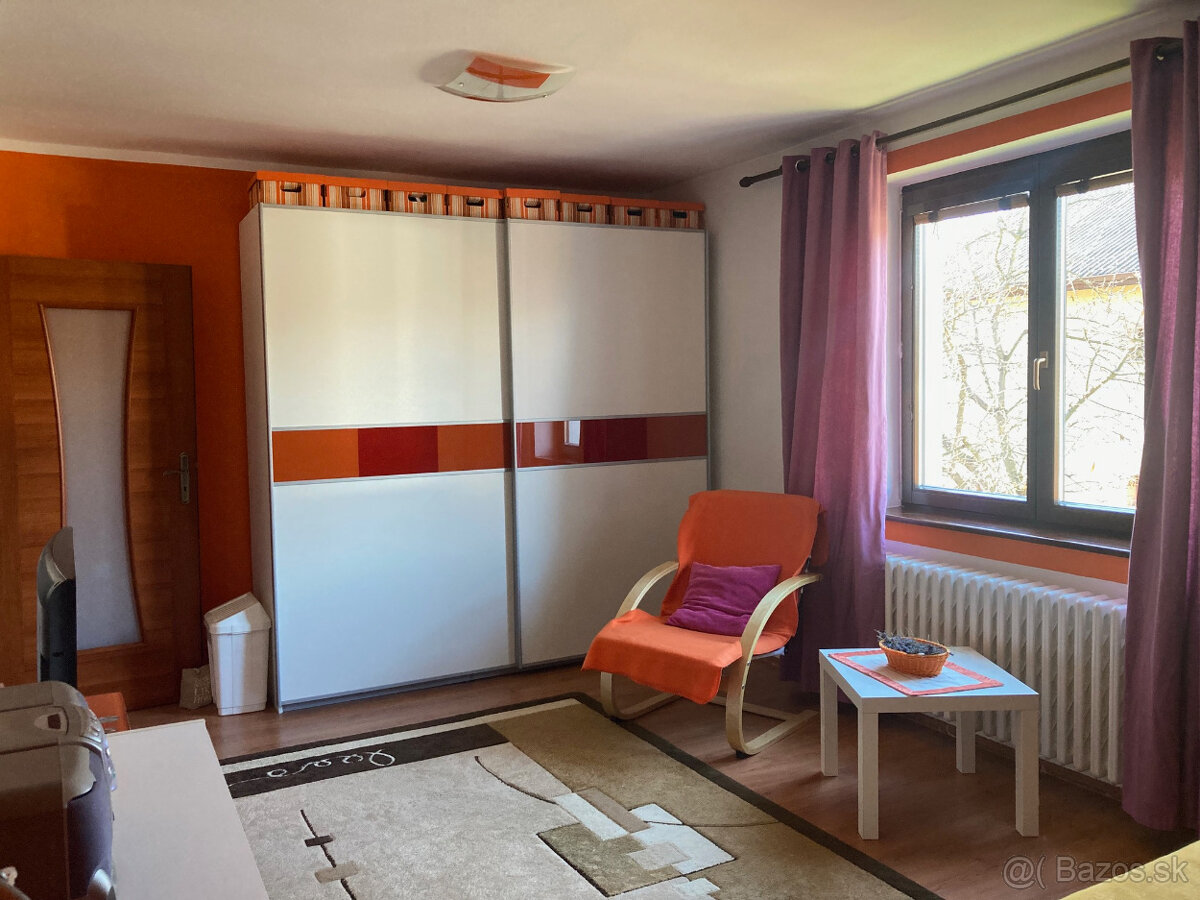 Rodinný dom s garážou Poprad - Veľká - 8